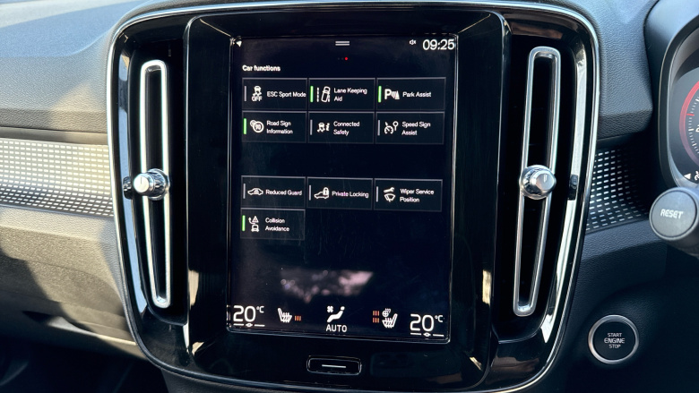 Volvo Xc40 2.0 B4P R DESIGN 5dr Auto Petrol Estate